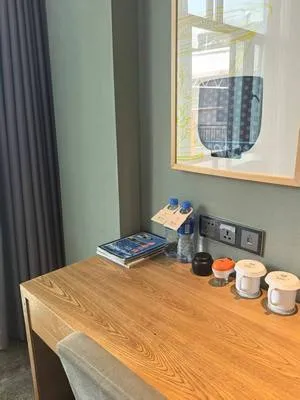 guest photo