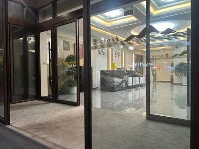 guest photo