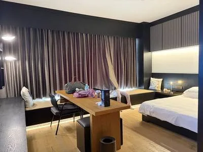 guest photo