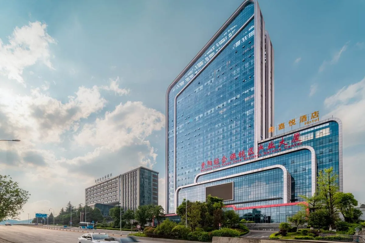Zongbaojiayue Hotel