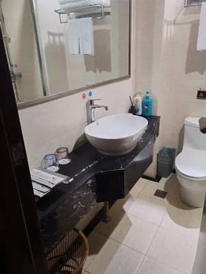guest photo