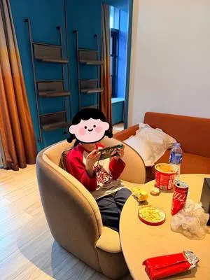 guest photo