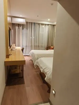guest photo