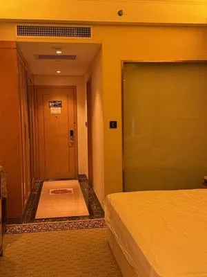 guest photo