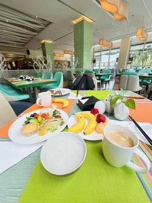 guest photo