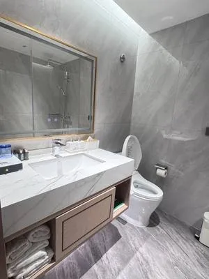 guest photo