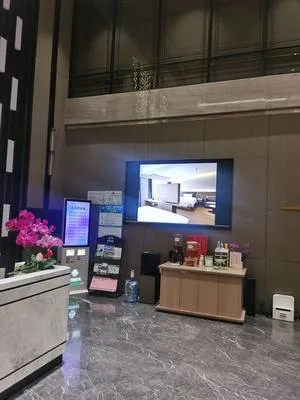 guest photo