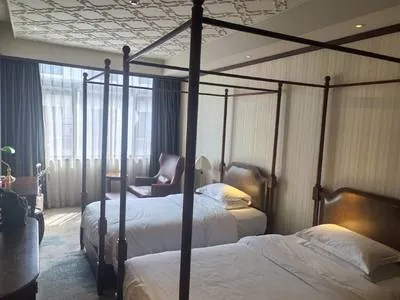 guest photo