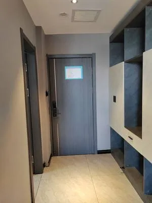 guest photo