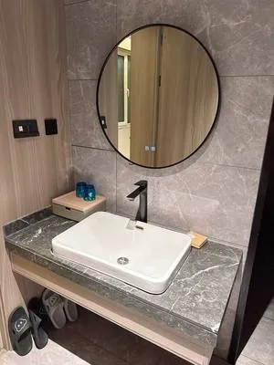 guest photo