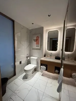 guest photo