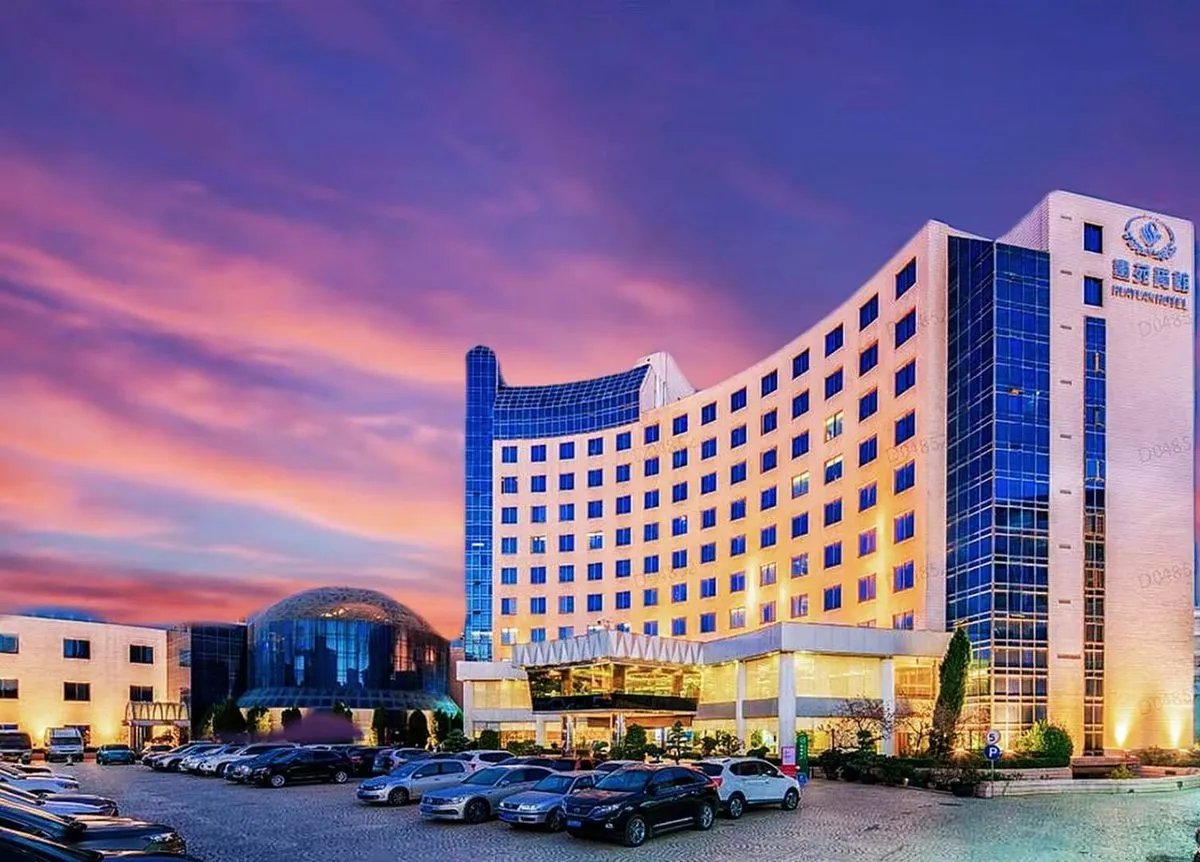 Zhaotong Huayuan Hotel