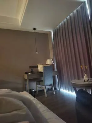 guest photo