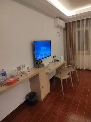 guest photo