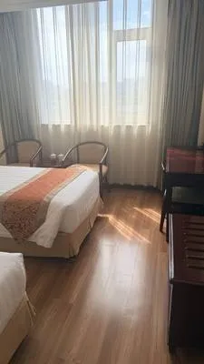 guest photo