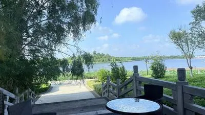 guest photo