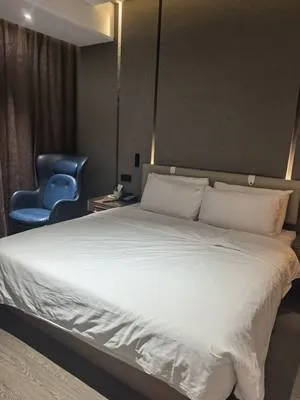 guest photo