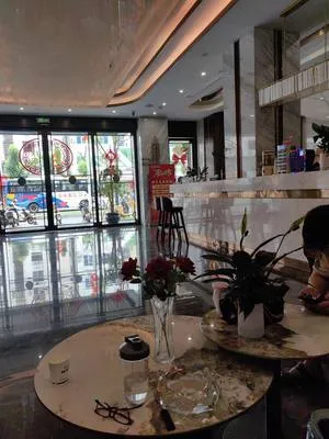 guest photo