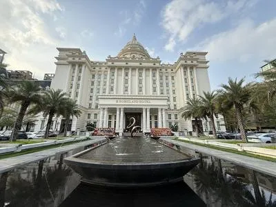 guest photo