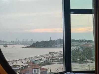 guest photo