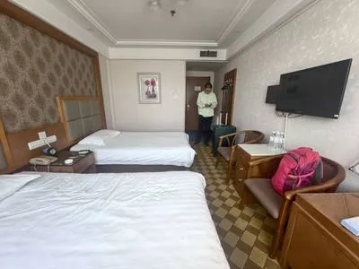 guest photo