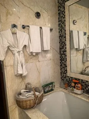 guest photo