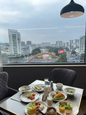 guest photo