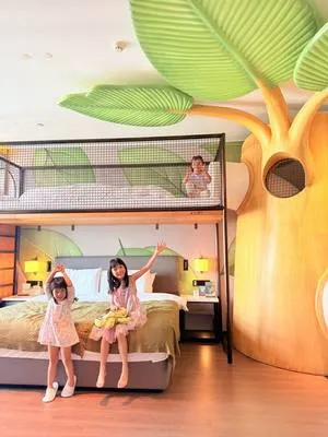 guest photo