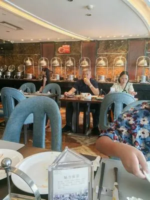 guest photo