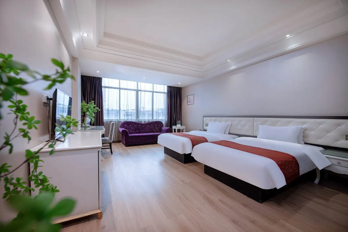 Shangsi Jinhui Huang International Grand Hotel