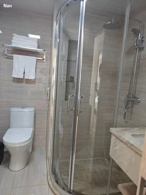 guest photo