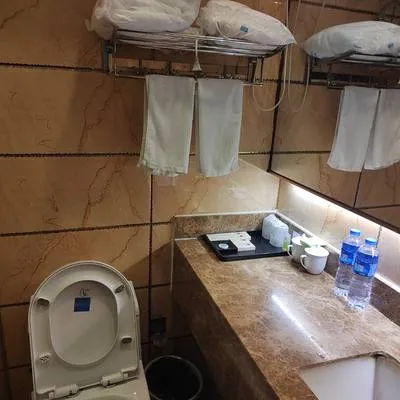 guest photo