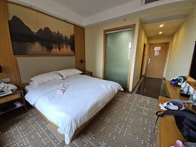 guest photo