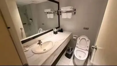 guest photo