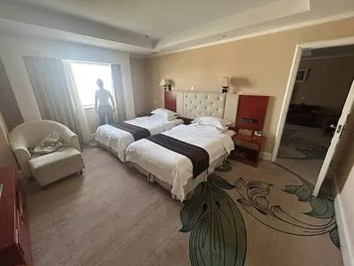 guest photo