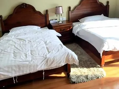 guest photo