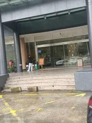 guest photo