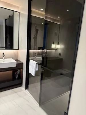 guest photo