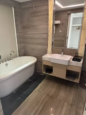 guest photo