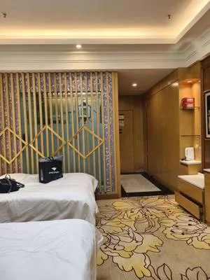 guest photo
