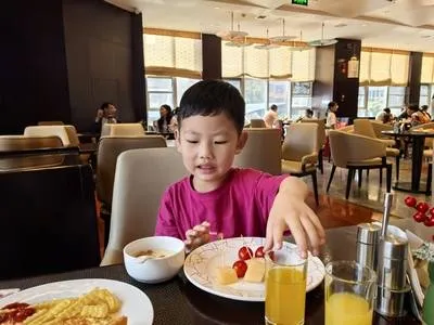 guest photo