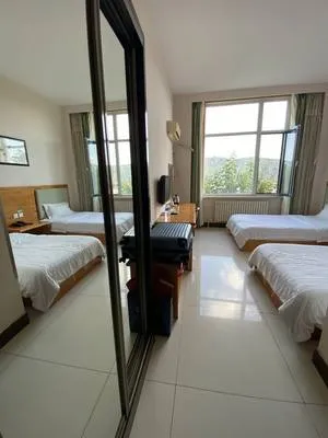 guest photo