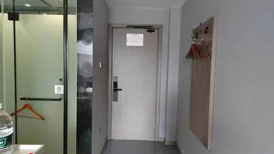 guest photo