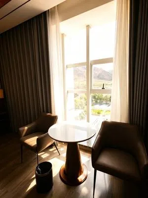 guest photo