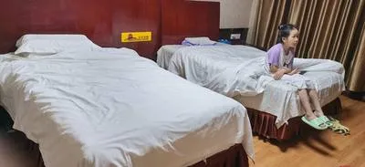 guest photo