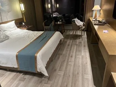 guest photo