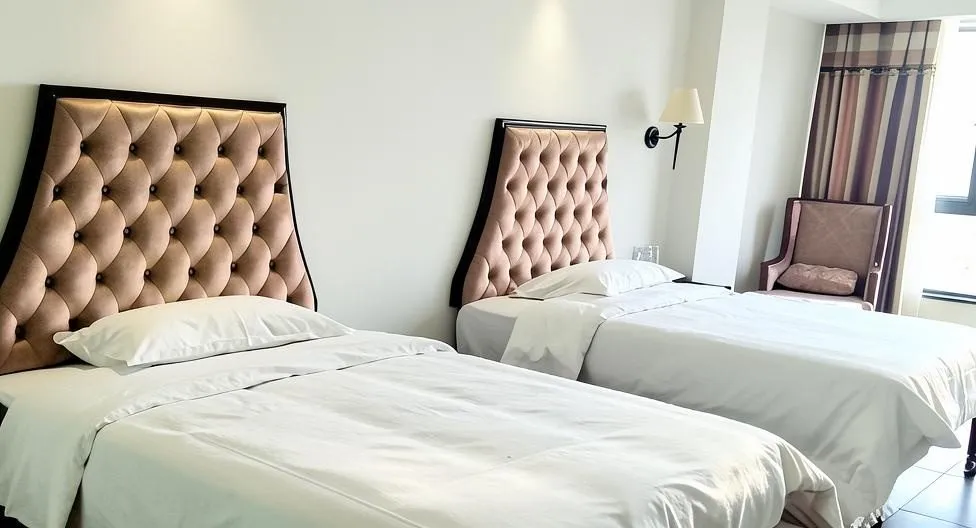 Lingchuan Zhonghui Hotel