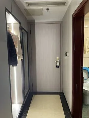 guest photo