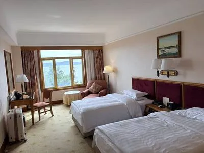 guest photo