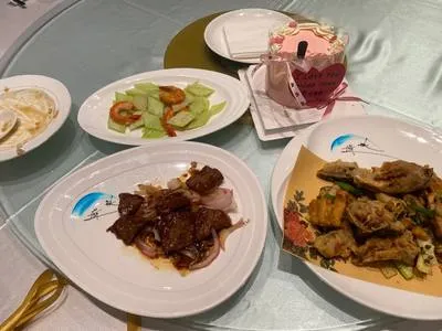 guest photo